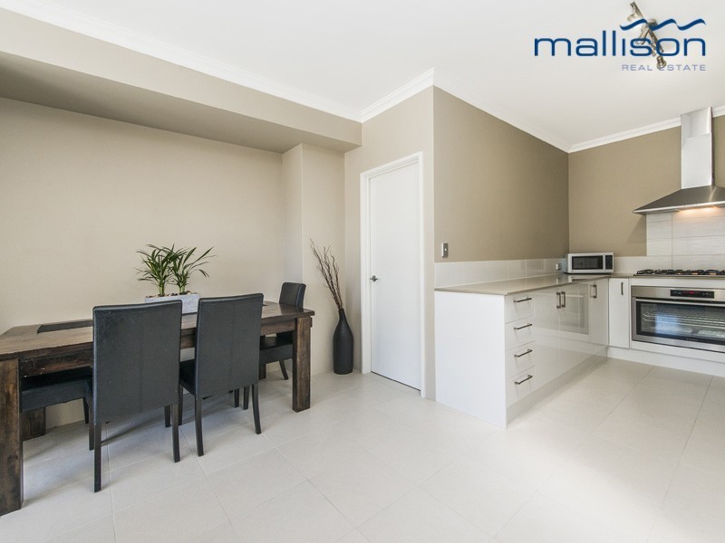 1/32 Gicha Close, Munster WA 6166