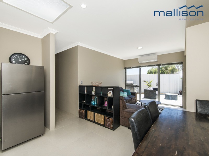 1/32 Gicha Close, Munster WA 6166