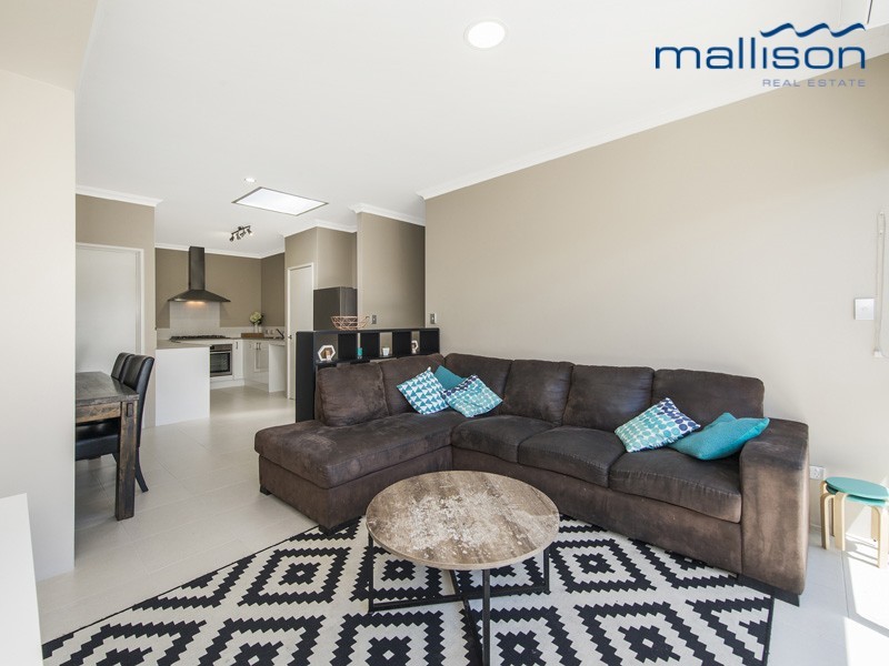 1/32 Gicha Close, Munster WA 6166