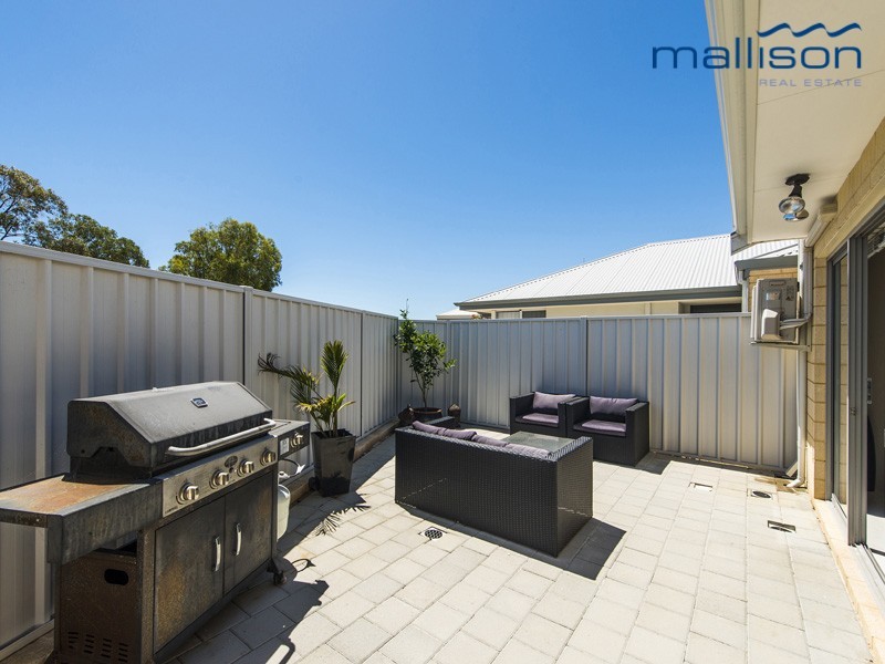 1/32 Gicha Close, Munster WA 6166