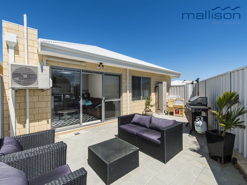 1/32 Gicha Close, Munster WA 6166