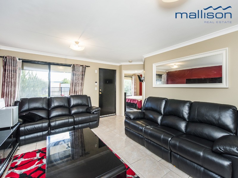 17 Hueston Lookout, Leda WA 6170