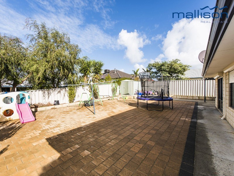 17 Hueston Lookout, Leda WA 6170