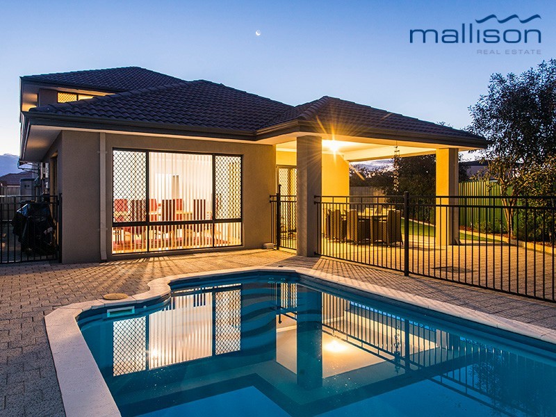 14 Glenariff Boulevard, Canning Vale WA 6155