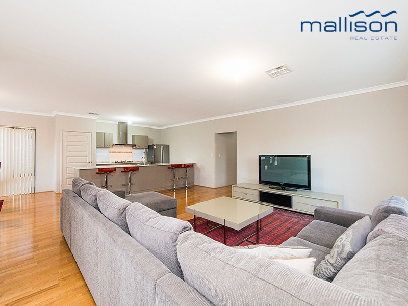 14 Glenariff Boulevard, Canning Vale WA 6155