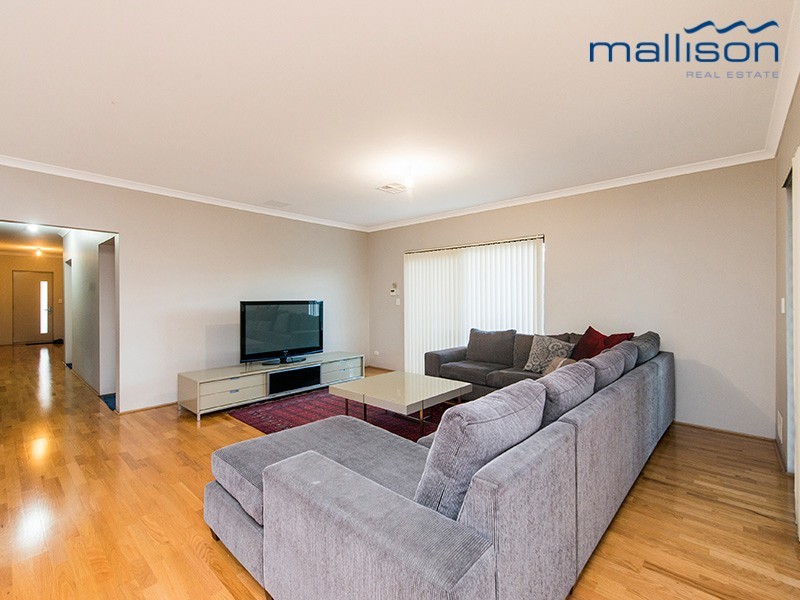 14 Glenariff Boulevard, Canning Vale WA 6155