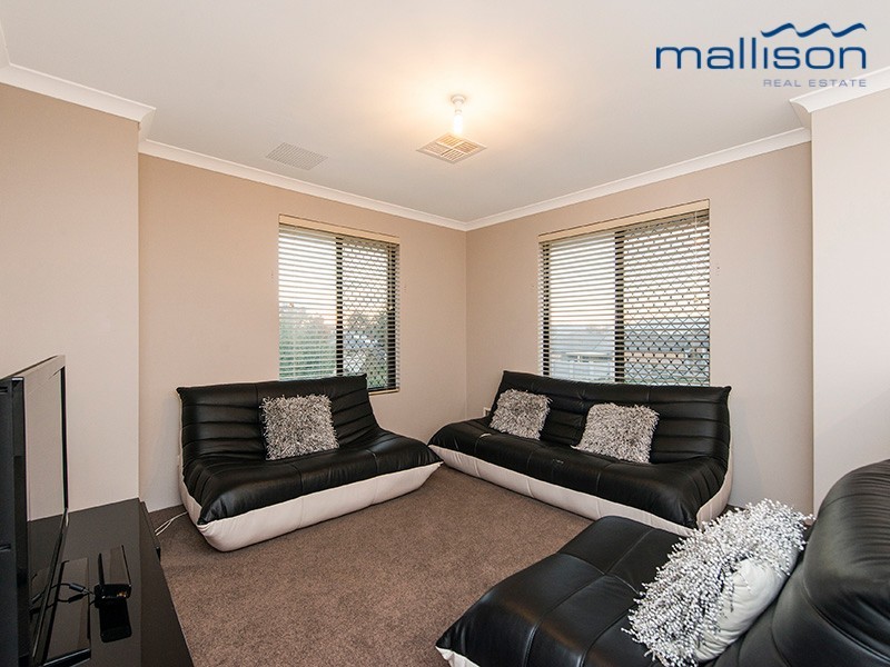 14 Glenariff Boulevard, Canning Vale WA 6155