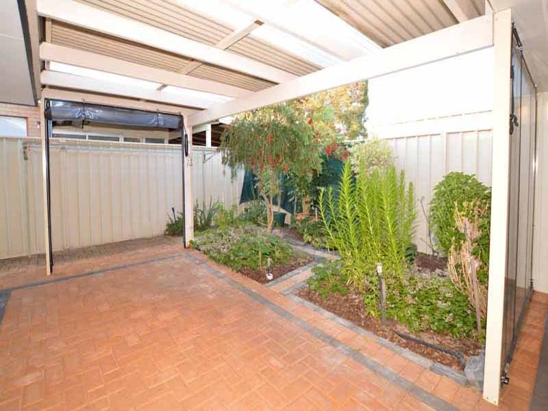 1/71 Wicca Street, Kewdale WA 6105