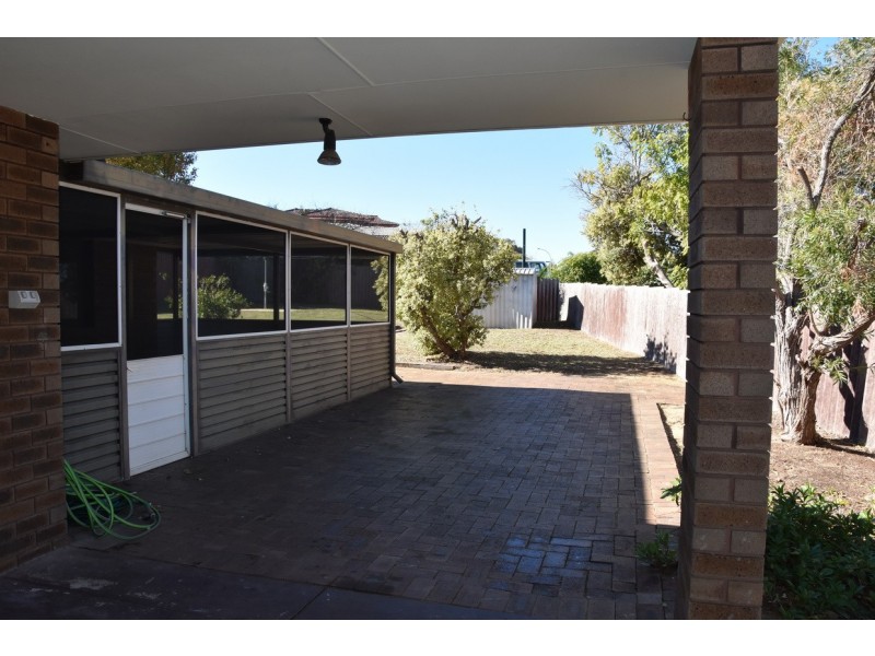 26 Tangney Crescent, Kardinya WA 6163