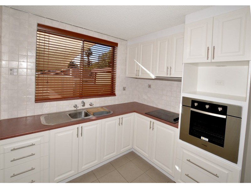 6/80 Samson Street, White Gum Valley WA 6162