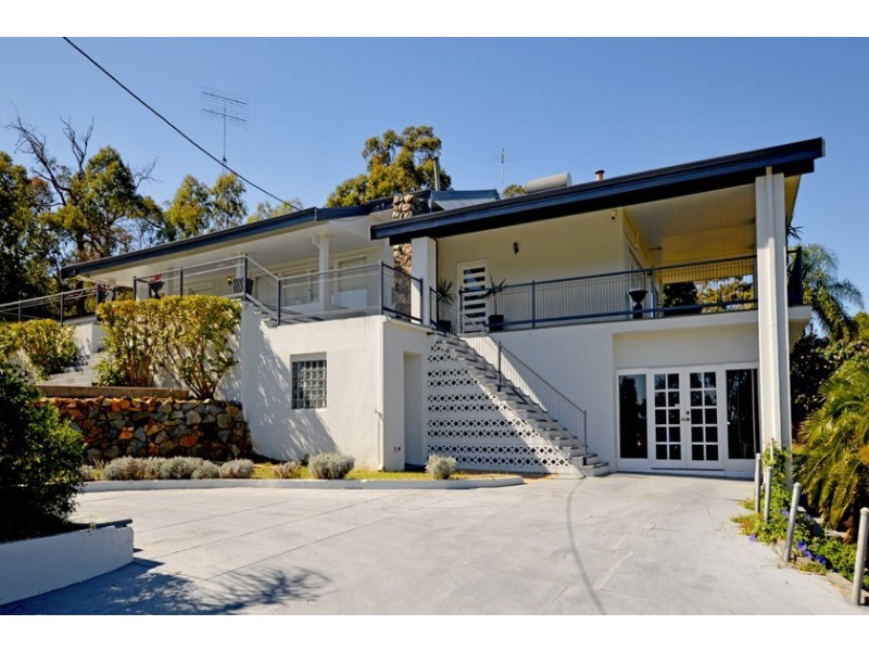 89 Gavour Road, Wattle Grove WA 6107