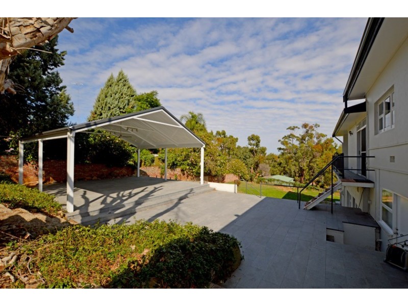 89 Gavour Road, Wattle Grove WA 6107