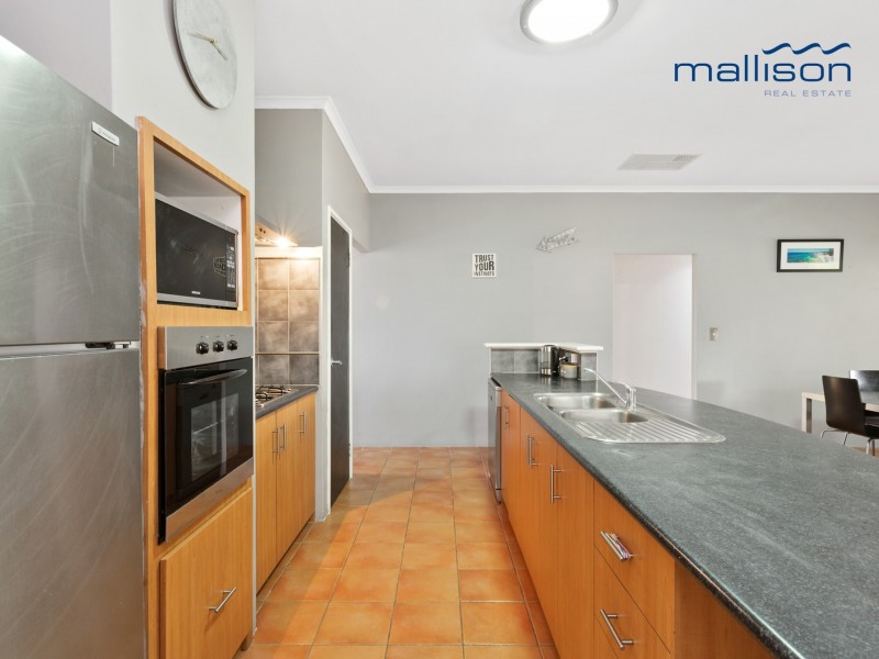 5 Koojarra Rise, South Lake WA 6164