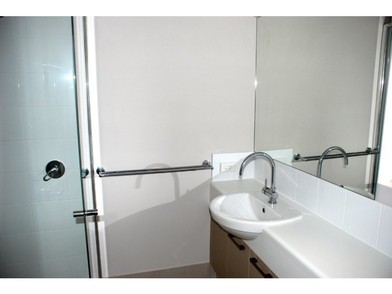 9/9 Parnell Way, Canning Vale WA 6155