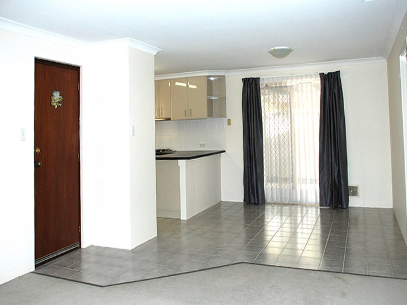 6A Kirk Road, Kardinya WA 6163