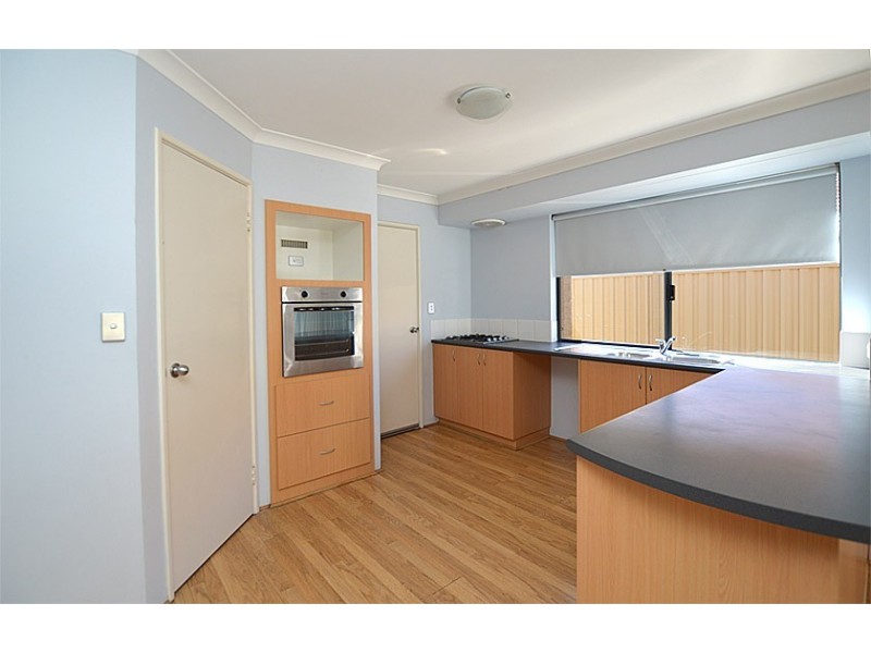 12 Dupont Way, Canning Vale WA 6155