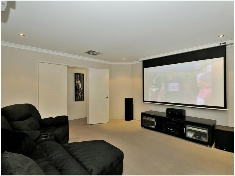 15 Eaton Way, Baldivis WA 6171