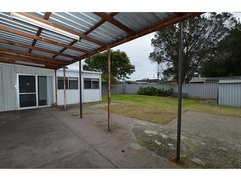 14 Wickens Street, Beckenham WA 6107
