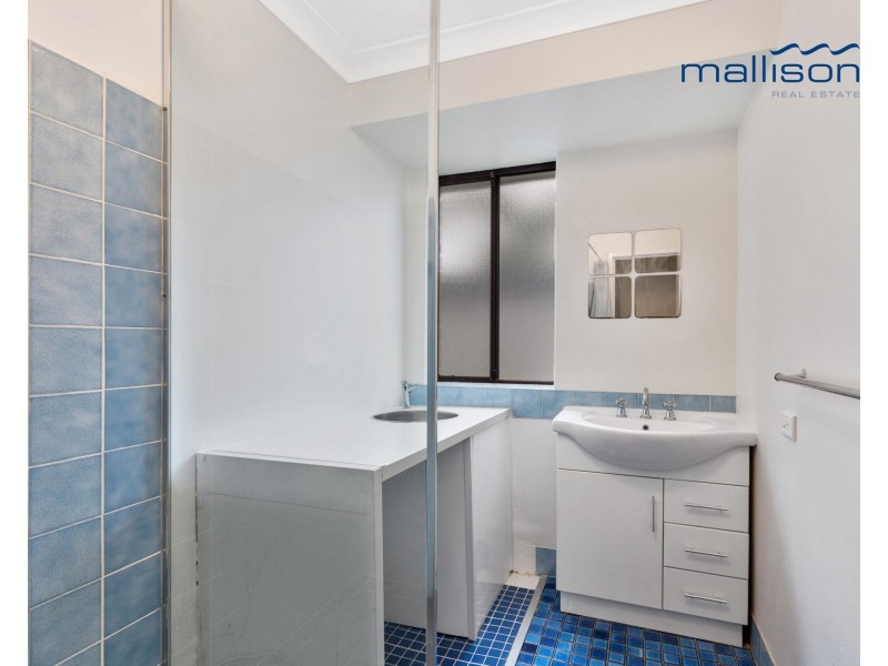 50 Berrigan Drive, South Lake WA 6164