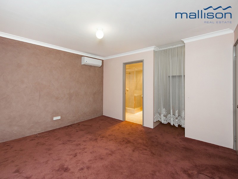 16 Finsbury Drive, Thornlie WA 6108