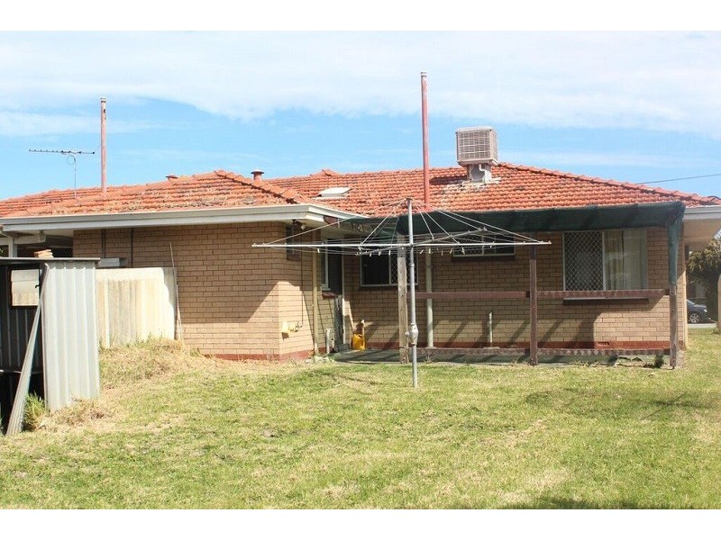 4B Barmond Road, Cannington WA 6107