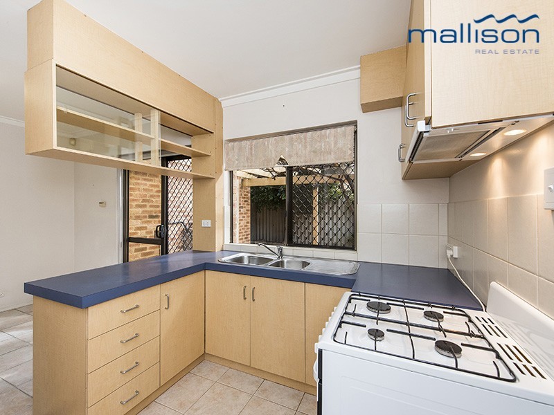 1/159 Melville Parade, Como WA 6152