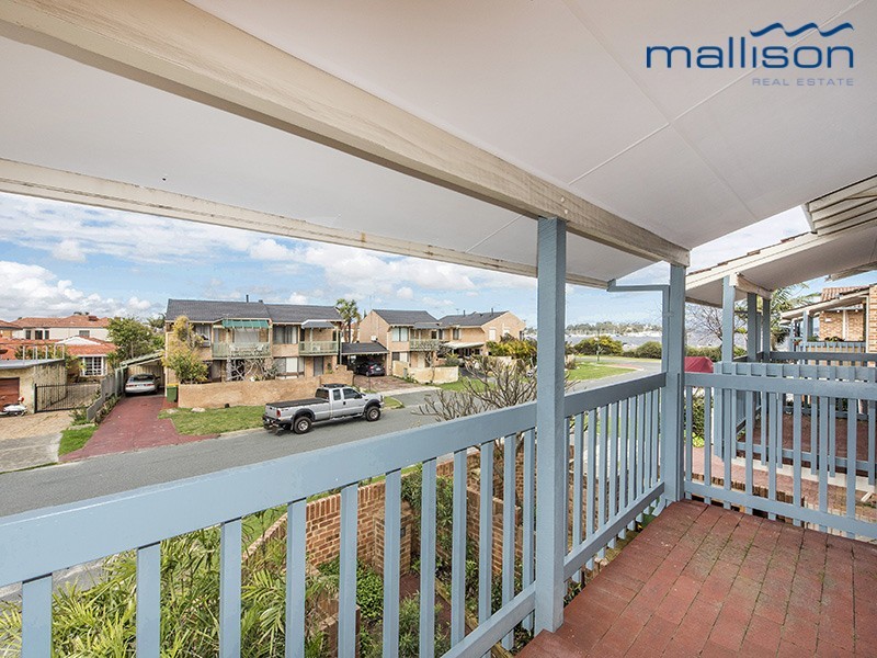 1/159 Melville Parade, Como WA 6152