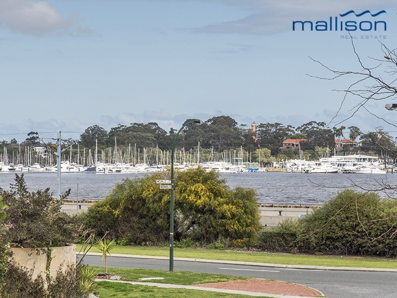 1/159 Melville Parade, Como WA 6152