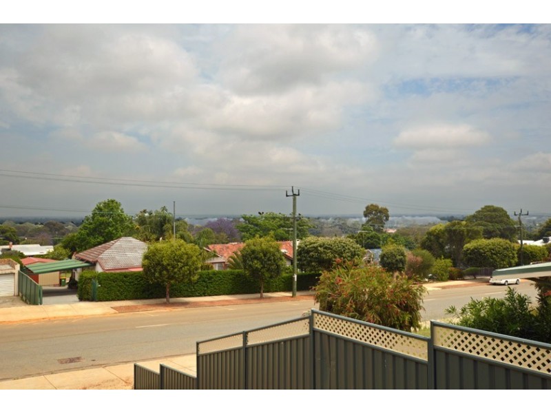 2/5 Fourth Road, Armadale WA 6112