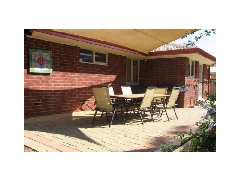 14 Offord Street, Armadale WA 6112