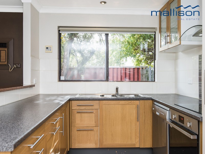 17 Moorhen Drive, Yangebup WA 6164