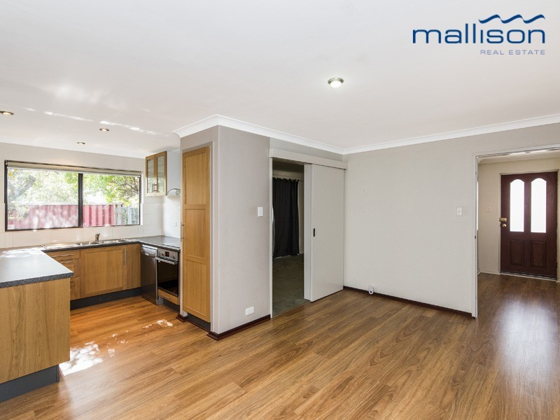 17 Moorhen Drive, Yangebup WA 6164