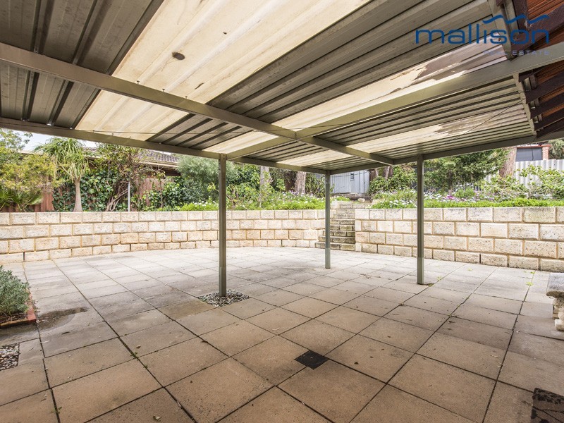 17 Moorhen Drive, Yangebup WA 6164