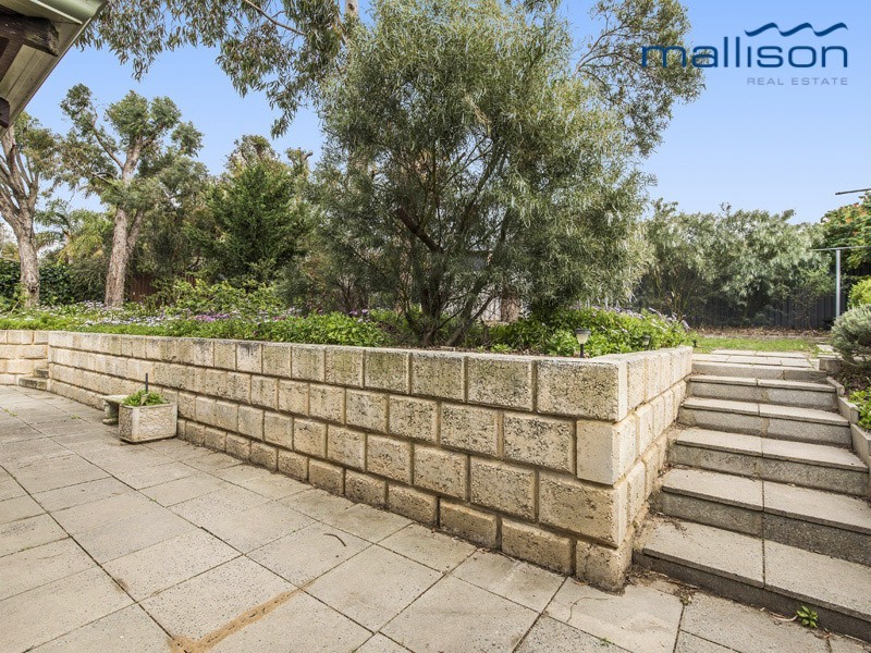 17 Moorhen Drive, Yangebup WA 6164