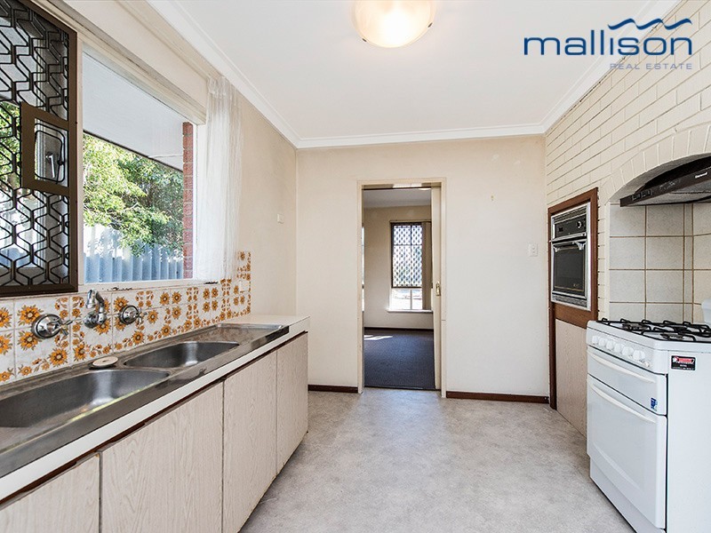 8 Vigors Avenue, Bull Creek WA 6149