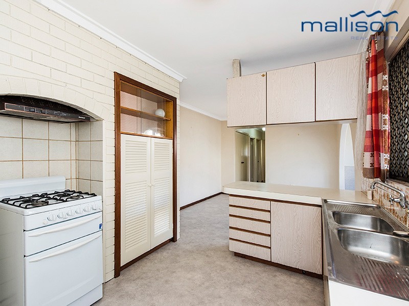 8 Vigors Avenue, Bull Creek WA 6149