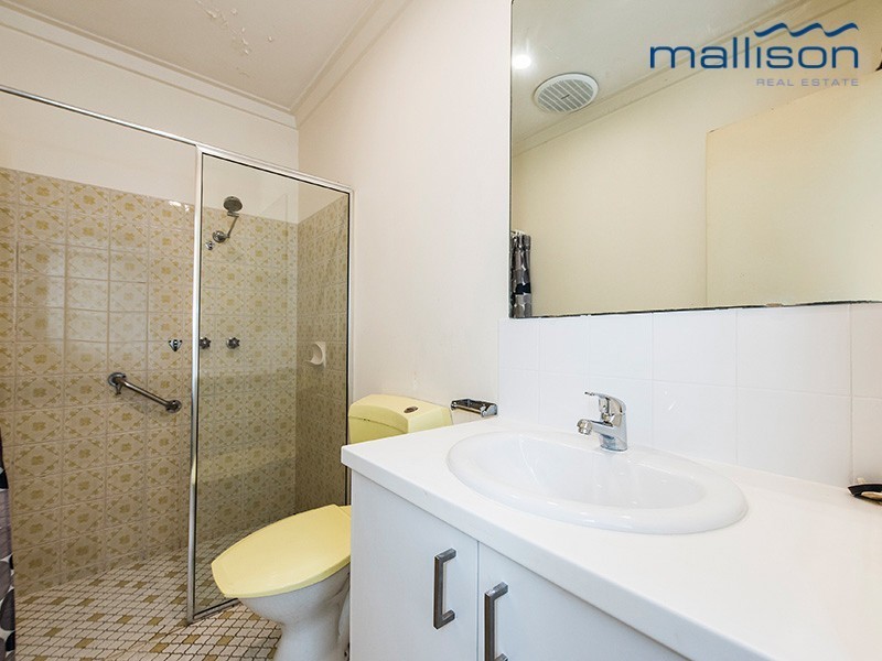 8 Vigors Avenue, Bull Creek WA 6149