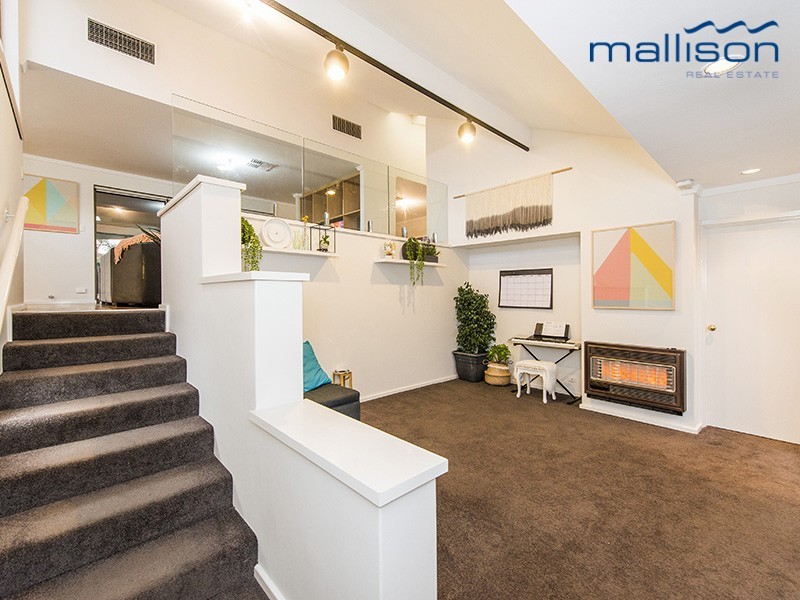 5 Moyle Close, Leeming WA 6149