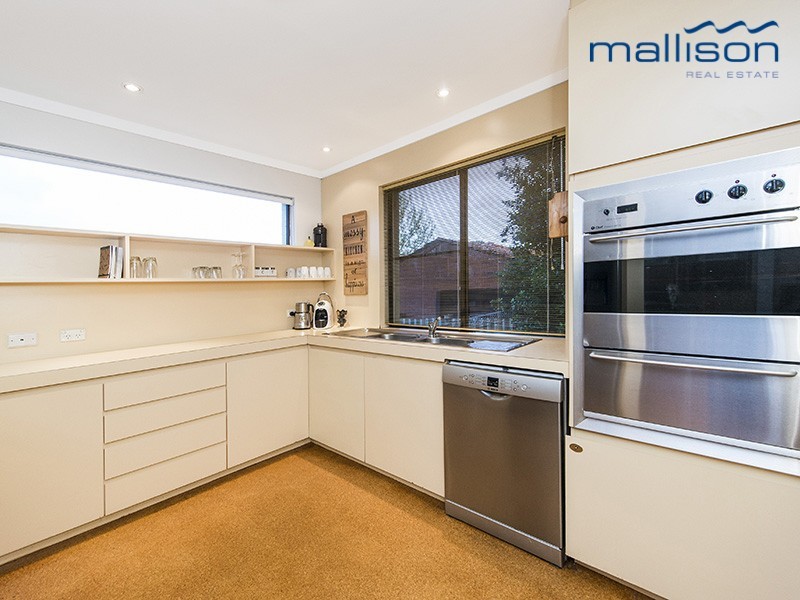 5 Moyle Close, Leeming WA 6149