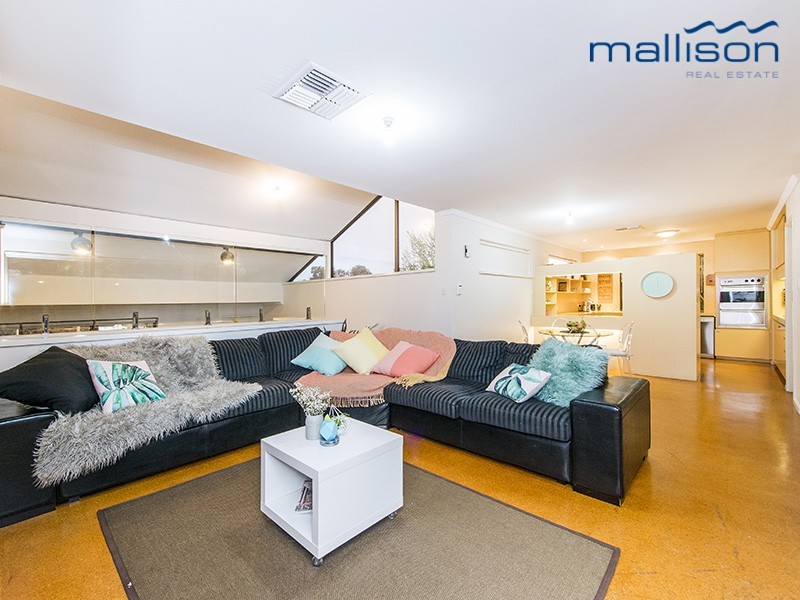 5 Moyle Close, Leeming WA 6149