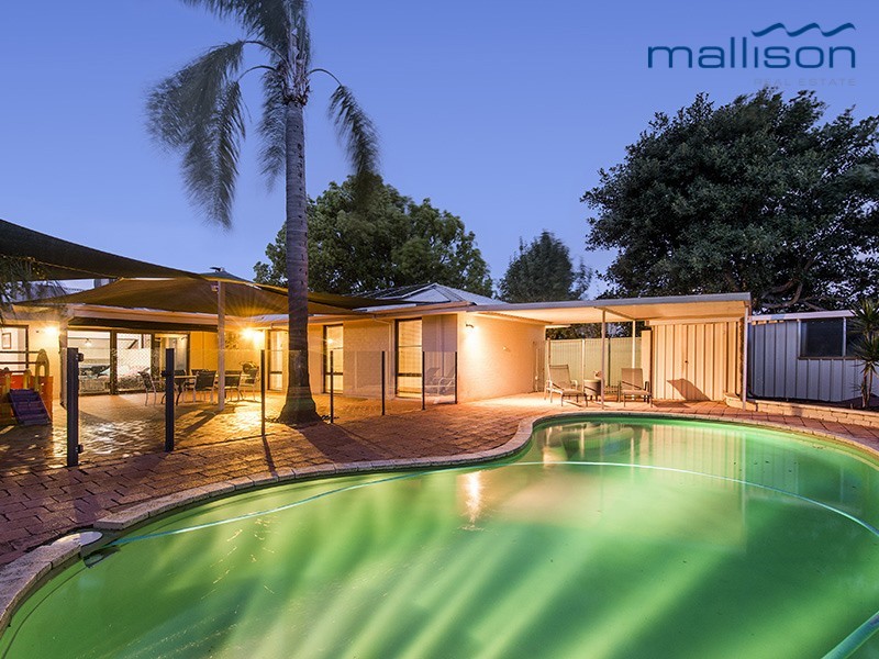 5 Moyle Close, Leeming WA 6149