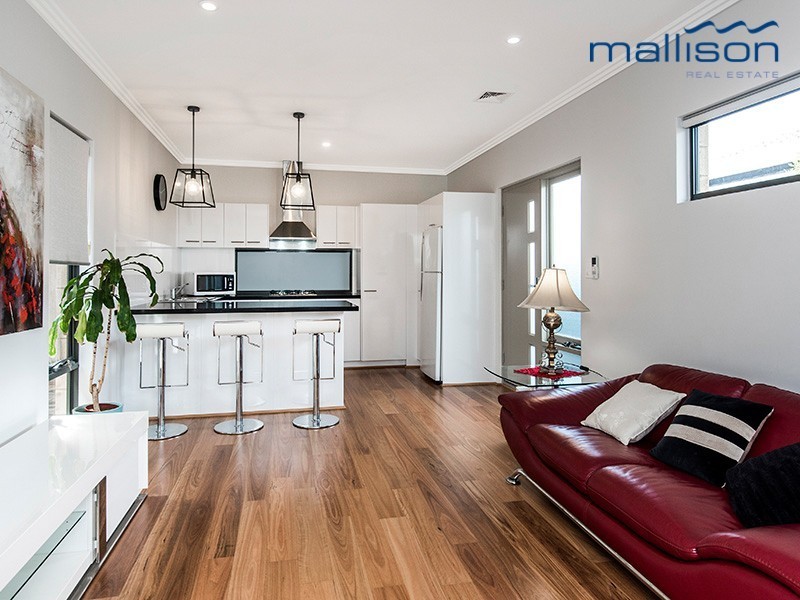 4A Shea Grove, Leeming WA 6149
