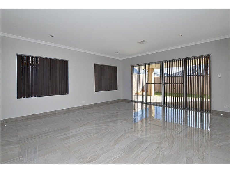 93 Keehner Entrance, Kelmscott WA 6111