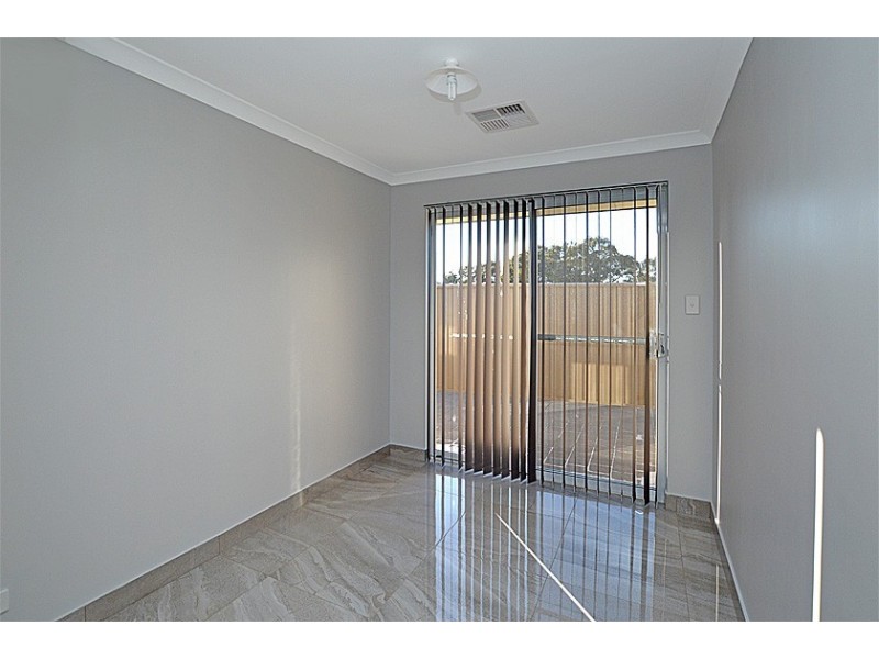 93 Keehner Entrance, Kelmscott WA 6111