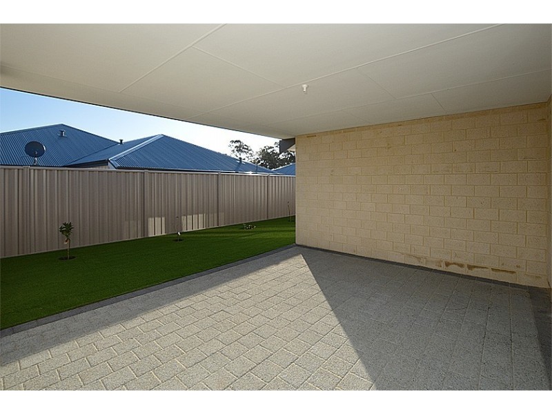93 Keehner Entrance, Kelmscott WA 6111