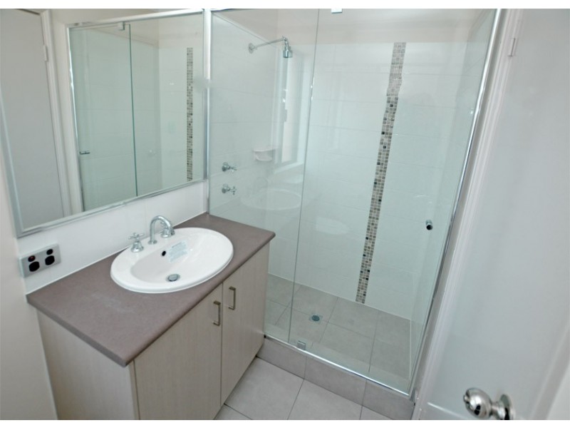 2/9 Hunt Street, Thornlie WA 6108