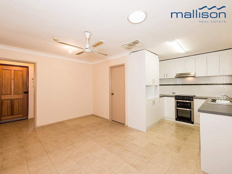 13 Cressida Way, Camillo WA 6111