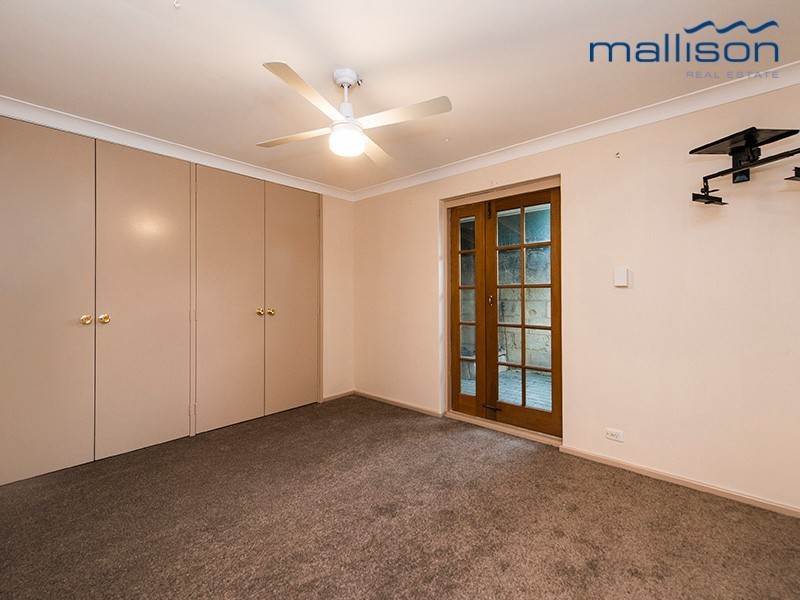 13 Cressida Way, Camillo WA 6111