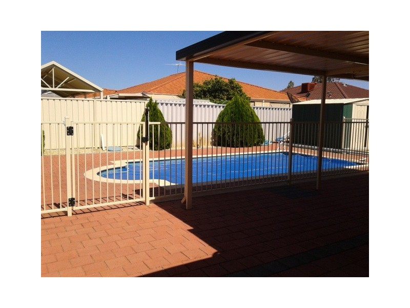 48 Totara Avenue, Canning Vale WA 6155