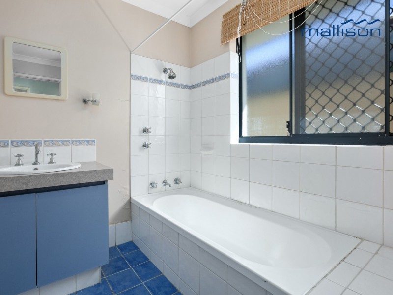 10 Freeling Road, Port Kennedy WA 6172